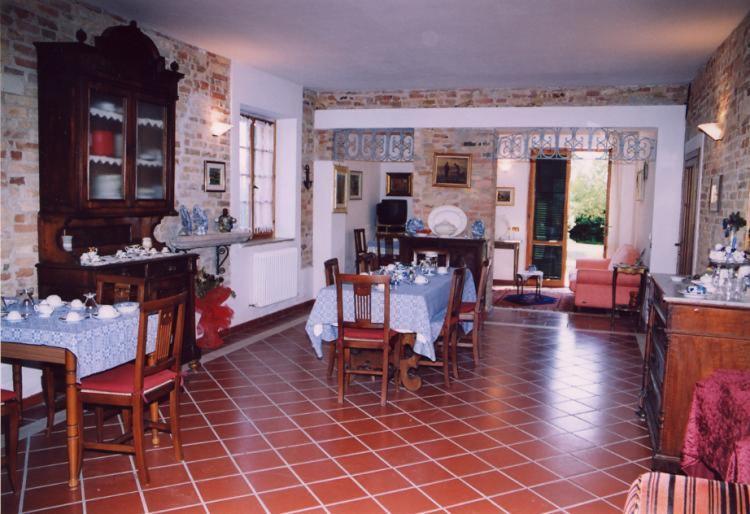 Bed&Breakfast Giardino Agritourist Controguerra Bagian luar foto