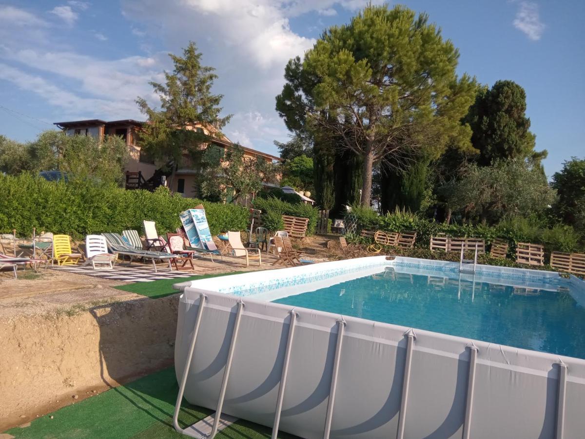 Bed&Breakfast Giardino Agritourist Controguerra Bagian luar foto
