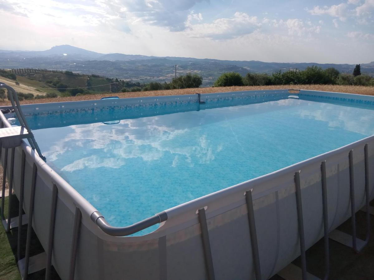 Bed&Breakfast Giardino Agritourist Controguerra Bagian luar foto
