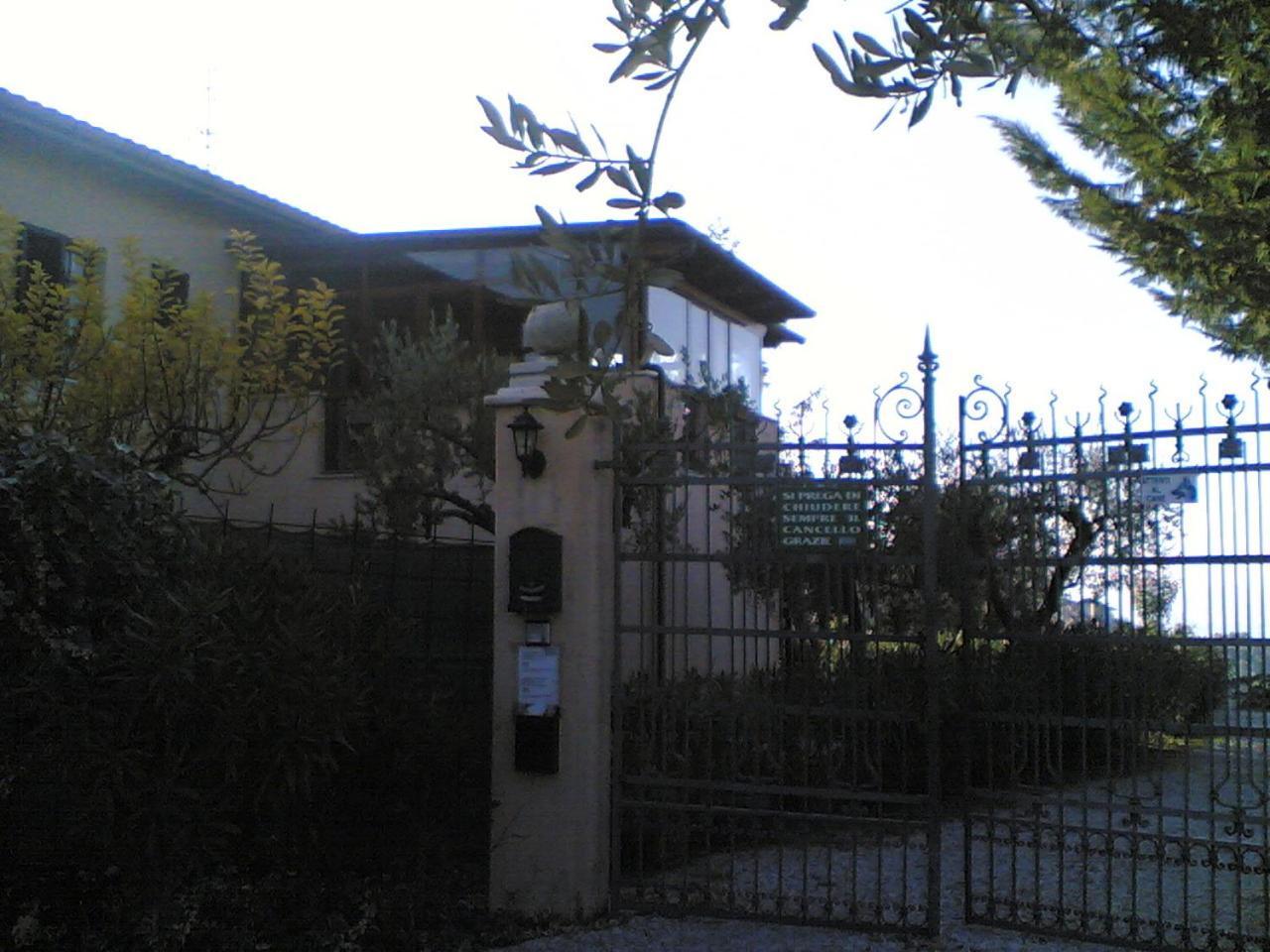 Bed&Breakfast Giardino Agritourist Controguerra Bagian luar foto