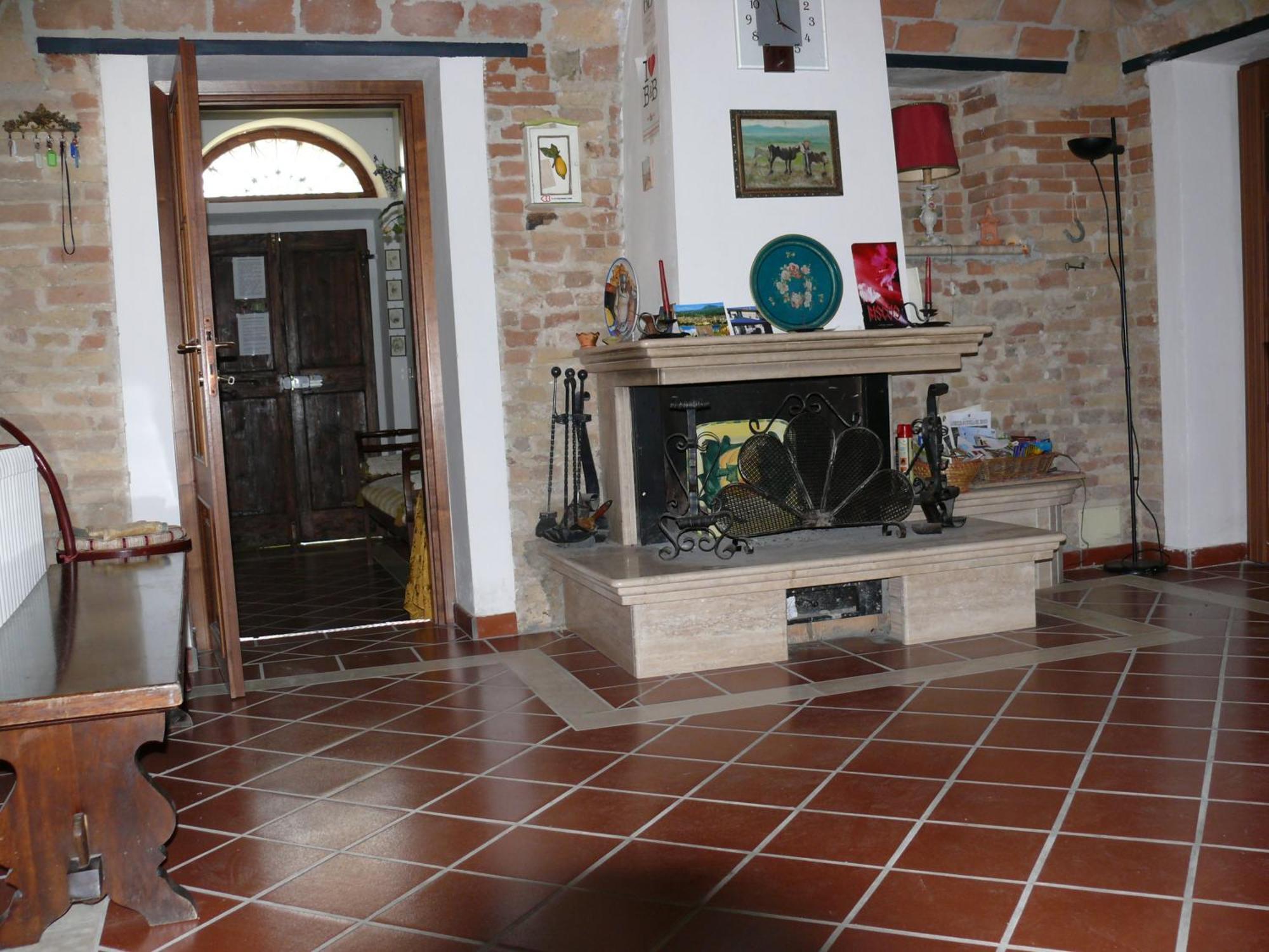Bed&Breakfast Giardino Agritourist Controguerra Bagian luar foto
