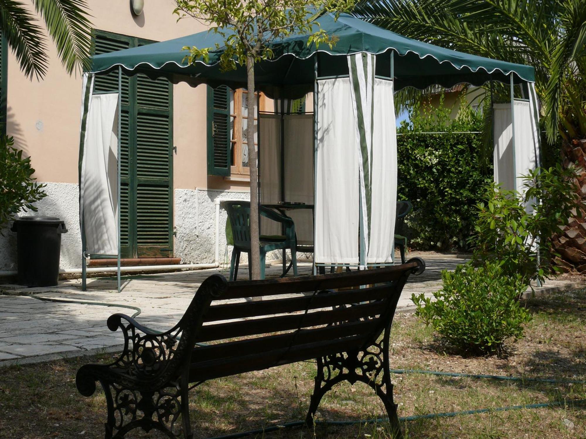 Bed&Breakfast Giardino Agritourist Controguerra Bagian luar foto